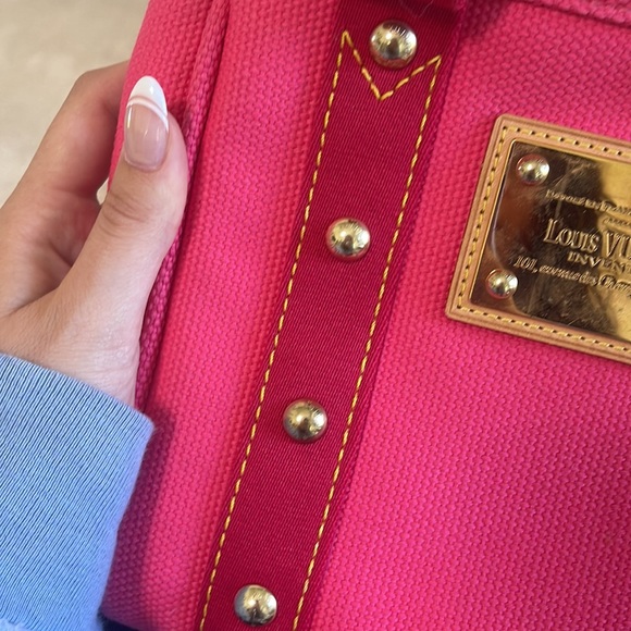 Louis Vuitton Pink Mini Beach Bag - Picture 3 of 10